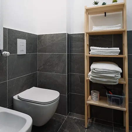 Holiday home New - Loft 4 Pax - 50m From Metro - Private Entry *